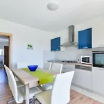Crystal Apartamento Vir